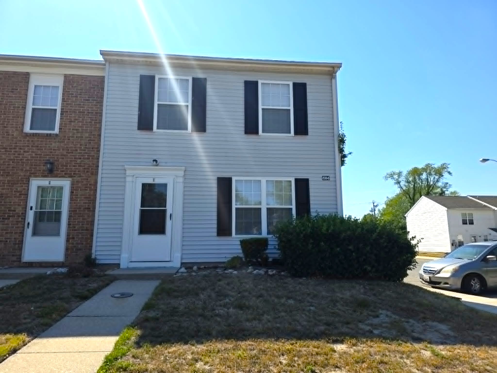 604 Goldsborough Street - F