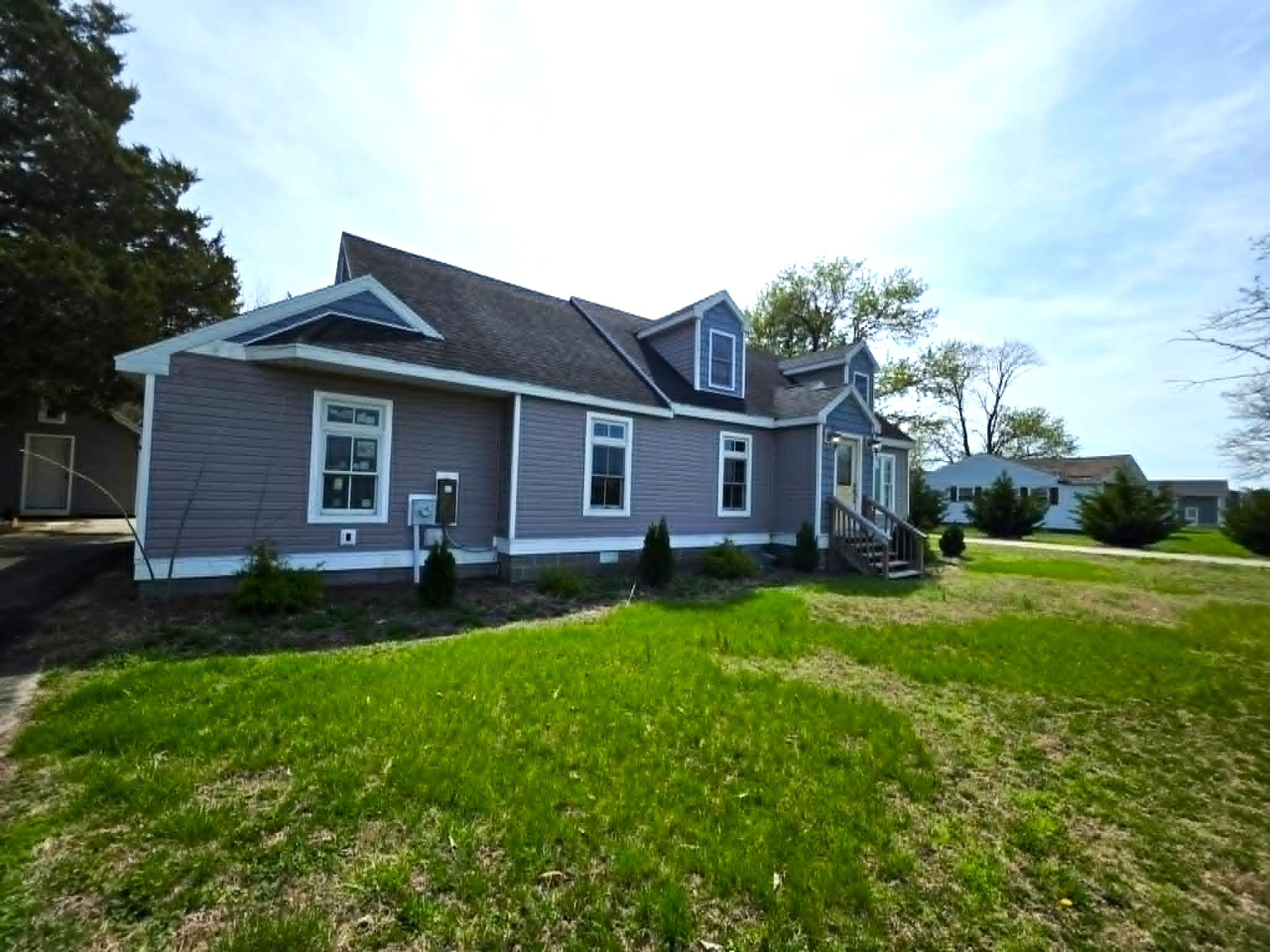 Property thumbnail image